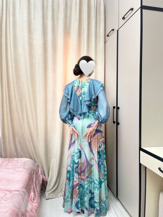 Нарядное красивое платье для торжества/