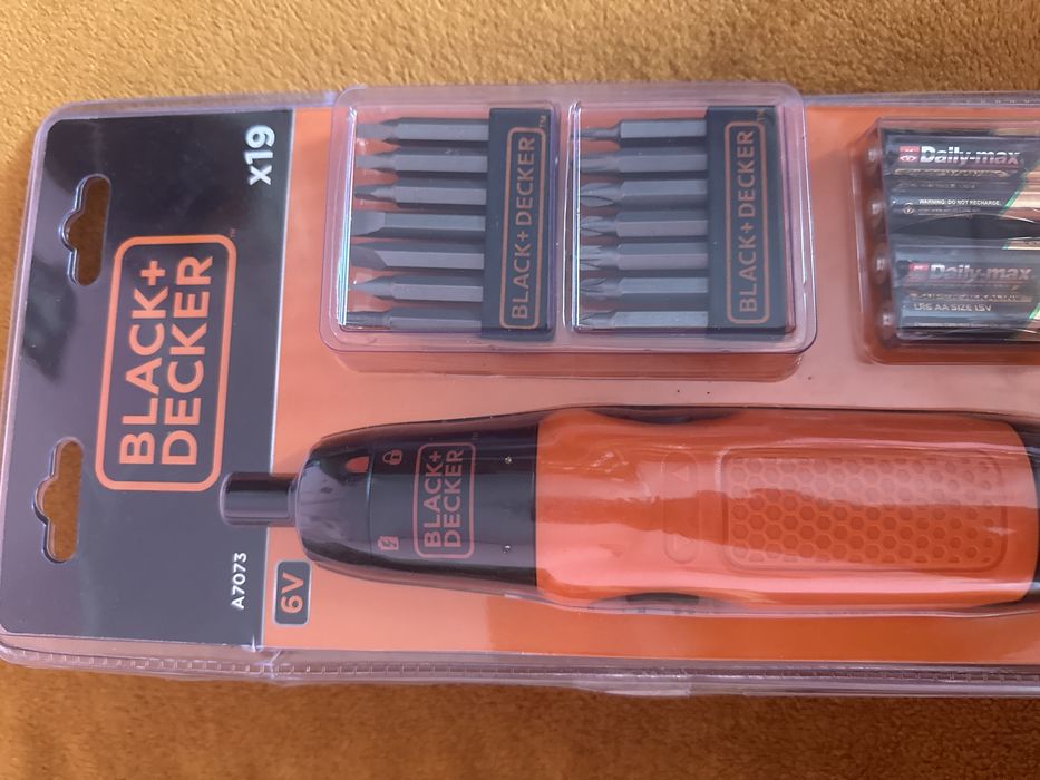 Surubelnita electrica Black & Decker, 6V + 19 accesorii