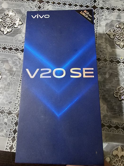 Продам телефон V 20 SE