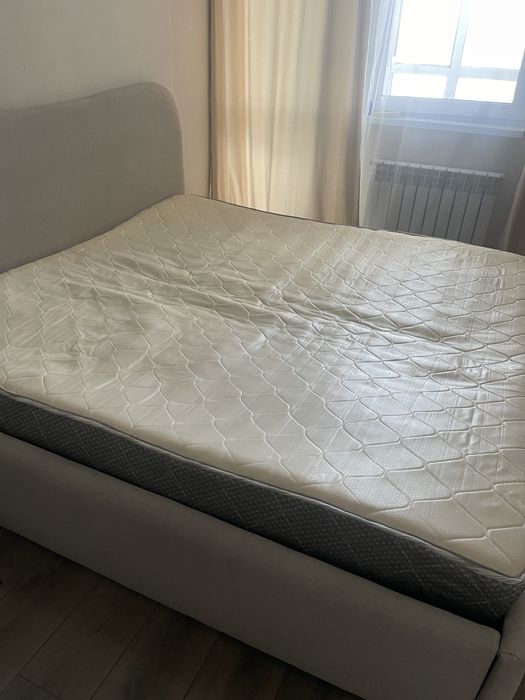 Матрас 200х200см