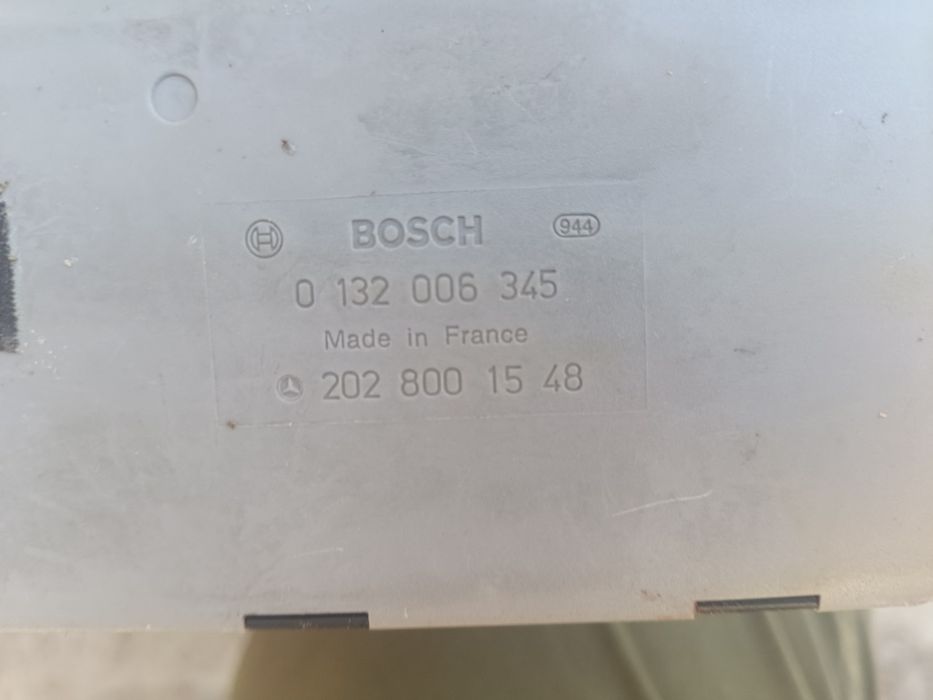 Продавам Части за Мерцедес C200 w202 1995