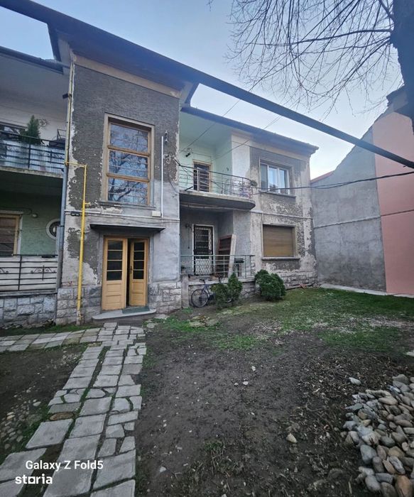 Apartament cu 3 camere la casă de vânzare – Str. Tudor Vladimirescu — fotografia 3