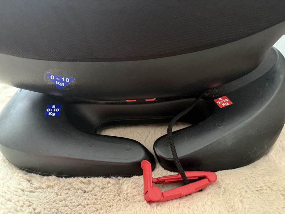 Vand scaun auto  bebe INGLESINA