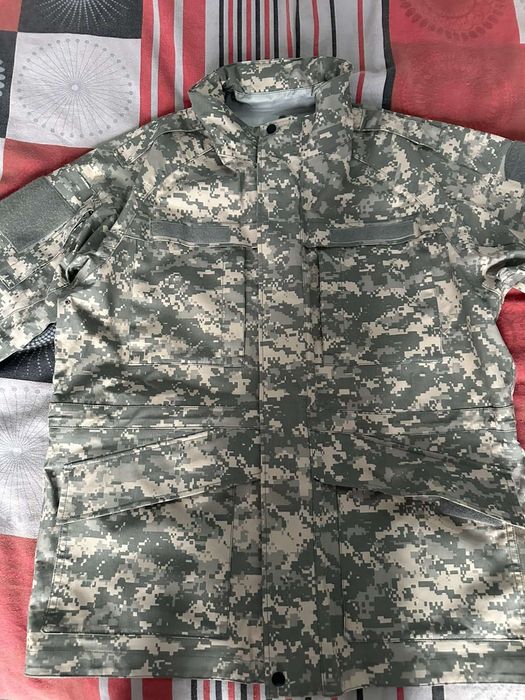 Камуфлажни дрехи