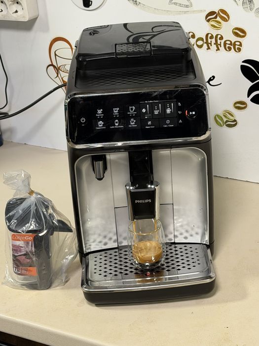 Кафемашина кафе автомат Philips EP3246 с гаранция