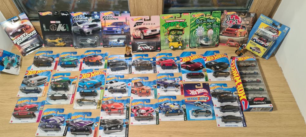 Хотвилс Hotwheels