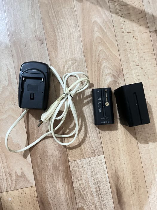 Видео-камера SONY