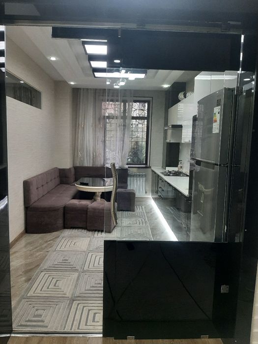 Arenda novastroyka Bel tepa Golden house 4 xona 130 kvadrat 1 etaj