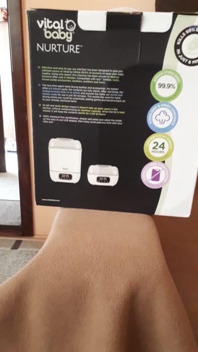 Sterilizator si uscător biberoane Vital Baby Nurture