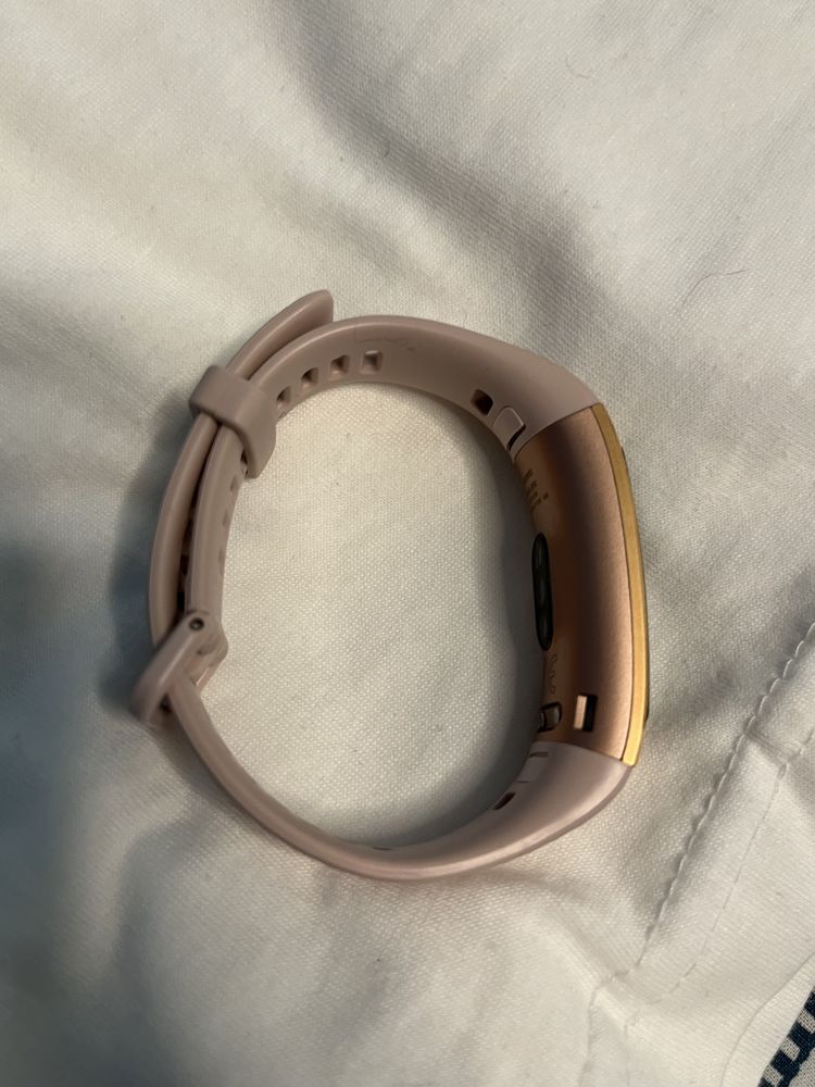 Huawei smart watch; ЧИСТО НОВ, дамски гр. София Дружба 1 • OLX.bg
