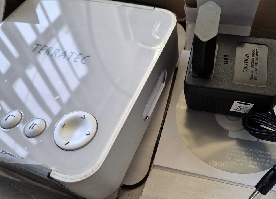 Мрежов аудио плейър TerraTec NOXON 2 Audio – Wi-Fi / LAN / Интернет р