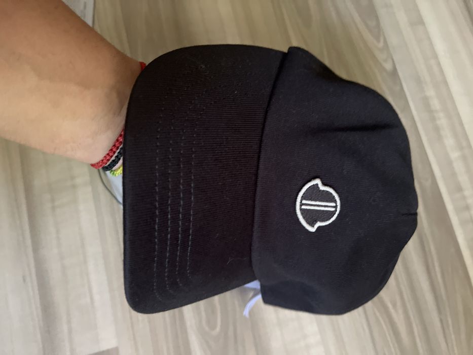 Шапки баскетболни Moncler