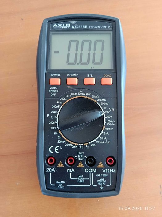 Multimetru AXIO AX-588B