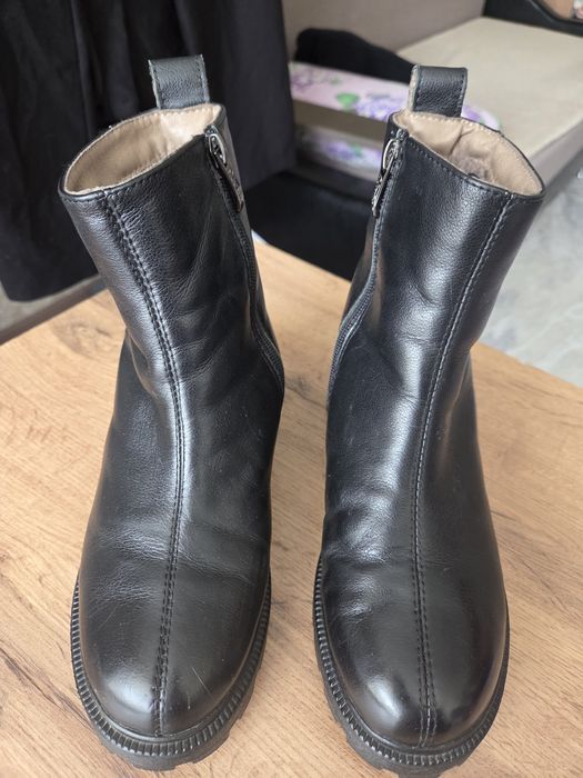 Продам сапоги женские