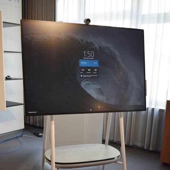 Интерактивная доска с сенсорным управлением для школ, вузов и бизнеса