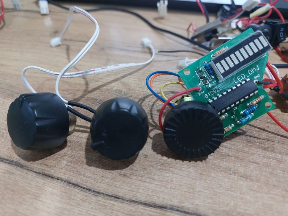 Радиодетали дилеры и кнопки