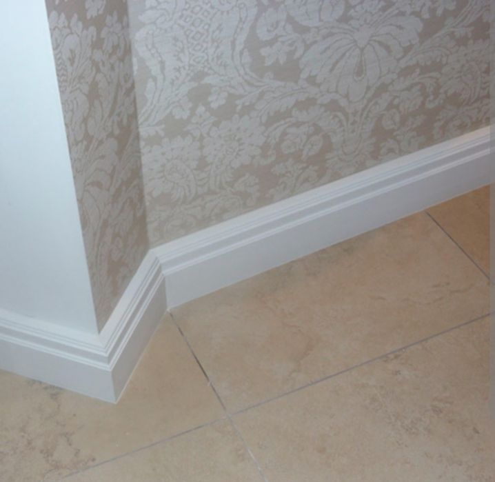 Установка плинтусов