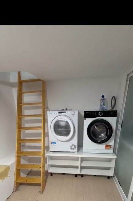 Închiriez apartament  2 camere