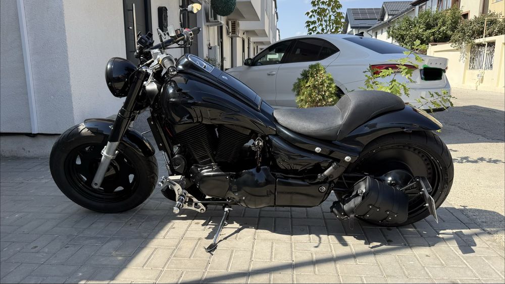 SUZUKI VL1500 Intruder Custom