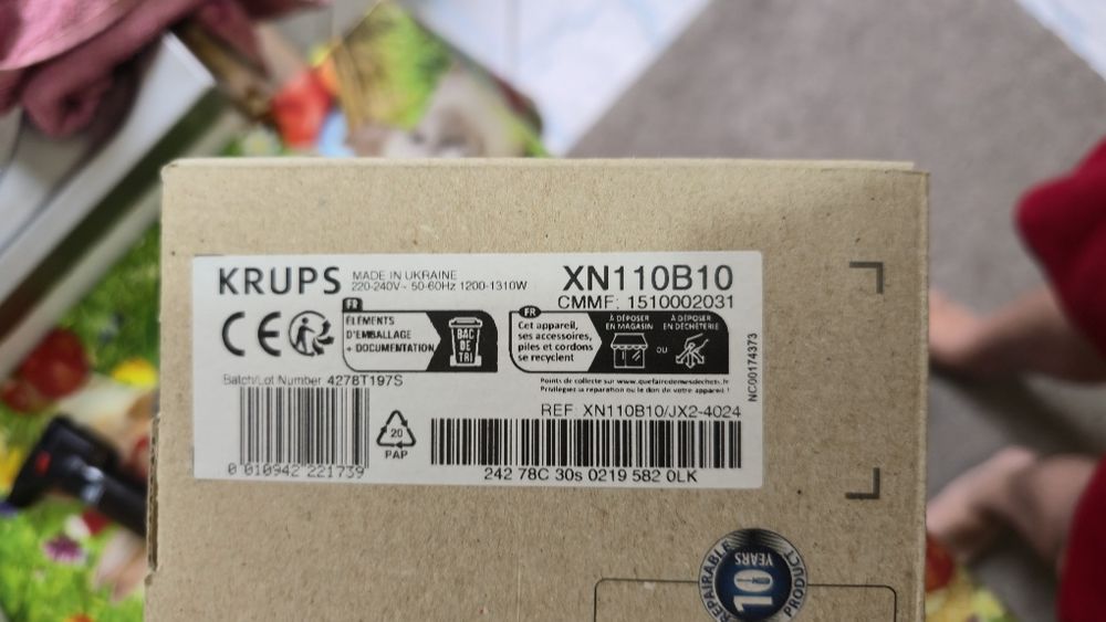 Krups XN 110B Essenza Mini Negru/Gri 1310 W 19 bari Capsule