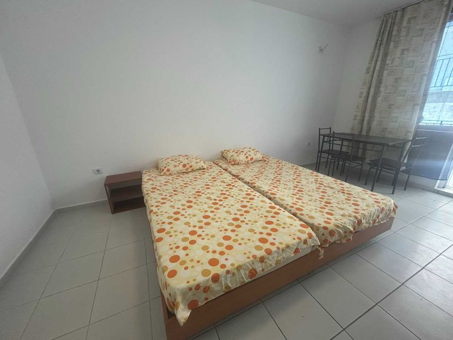Продава се Едностаен апартамент в Поморие - 42 кв.м за 1024 €/кв.м - Снимка #2