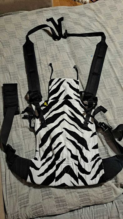 Marsupiu Luna Una ergonomic