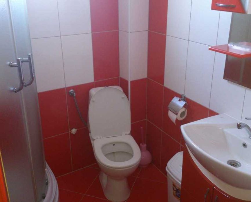 Дава се под наем Тристаен апартамент в Пловдив, Старият град - 90 кв.м за 328.95 € - Снимка #3