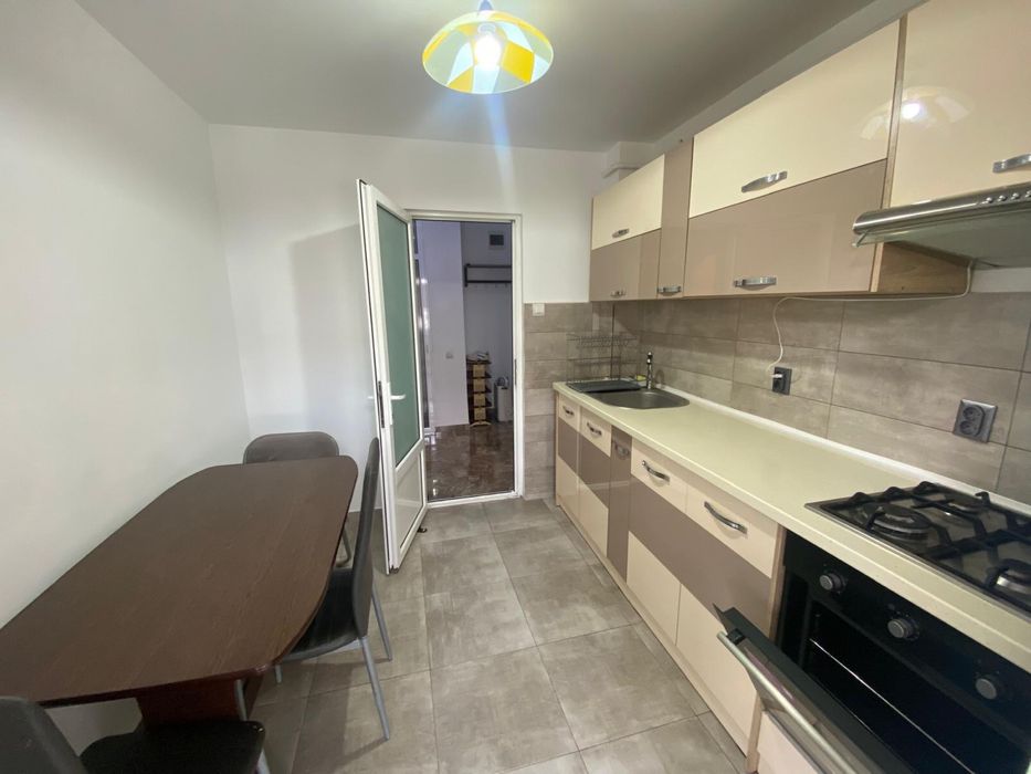 Inchiriez apartament 2 camere, C5