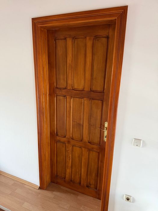 Uși din lemn masiv - cireș