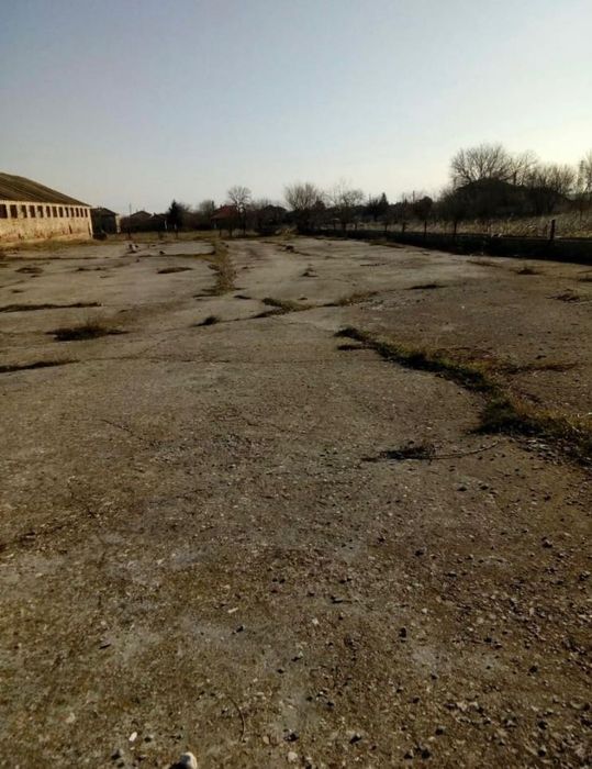 Продава се Склад в Шабла - 5000 кв.м за 21 €/кв.м - Снимка #2