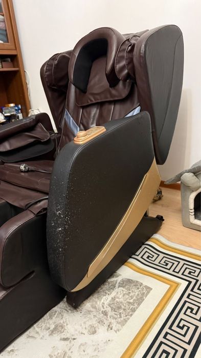 Массажное кресло