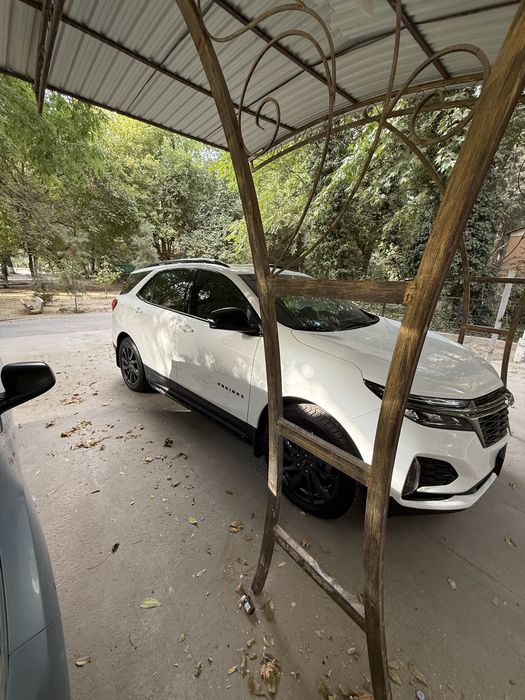 Автомобиль EQUINOX сотилади