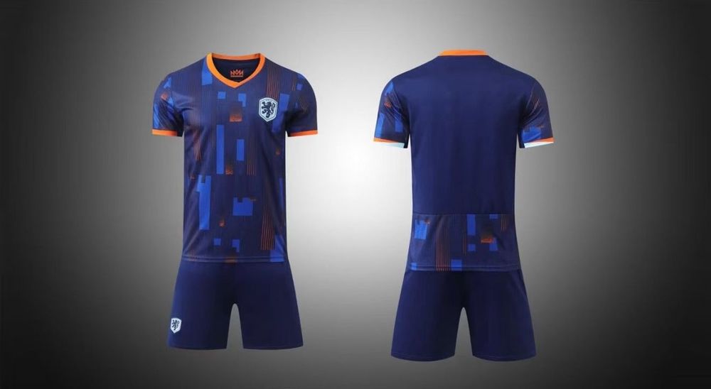 Форма футбольная