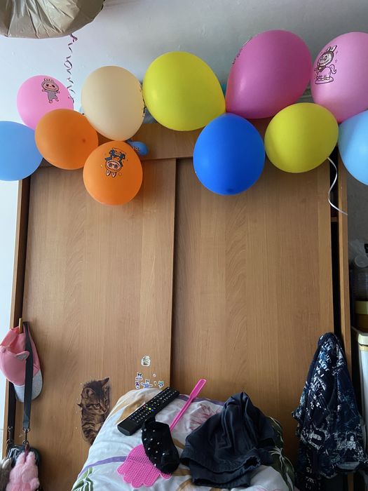 Продам комнату в общежитии 2этаж район Черемушек