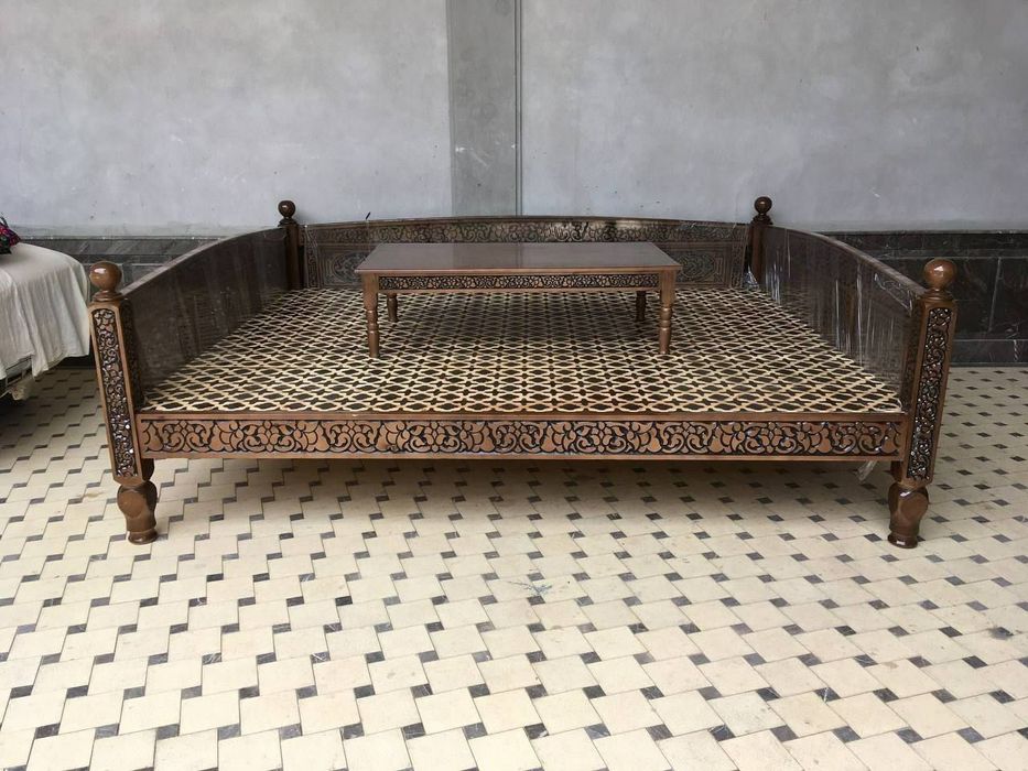 Suri Tapchan kiravat surilar