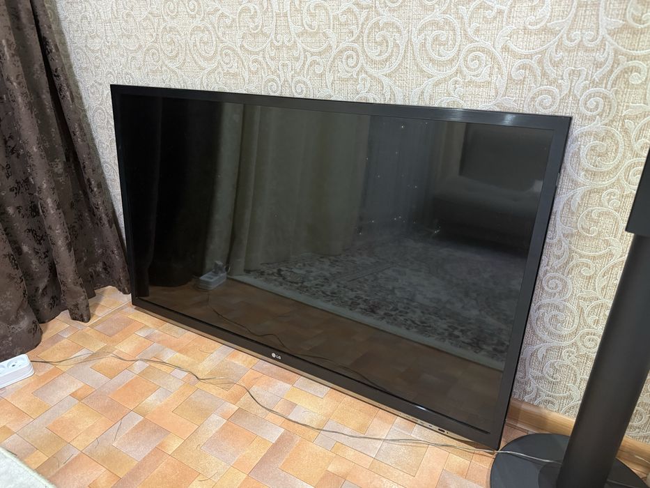 Телевизор LG б/у (без смарт TV)