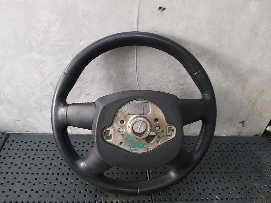 Volan piele in 4 spite cu comenzi audi a4 b8 8k berlina 4l0419091ac 360569404 62479000a 62479180a