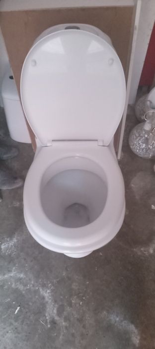 Продам унитазззз