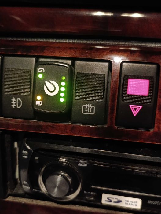 Продавам ауди а4