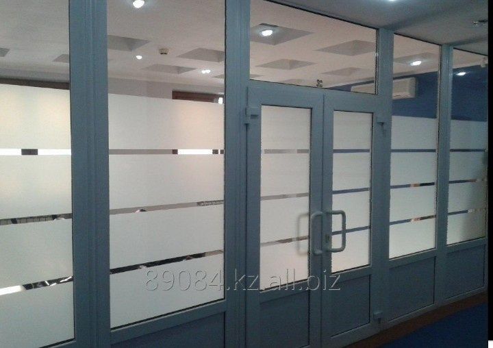 Перегородки витриные офисные комнатные Стекло Оргстекло