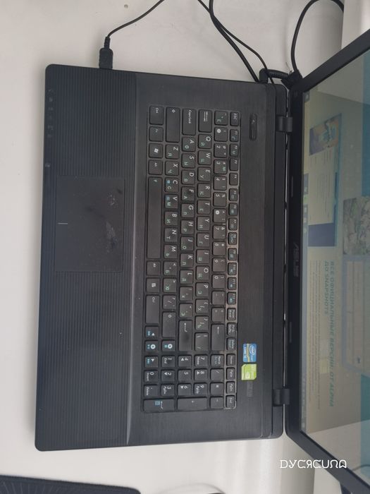 ASUS X75, i5/8GB/