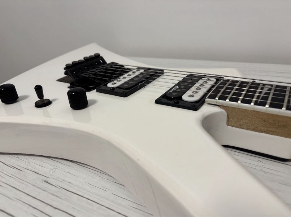 Chitară electrică Jackson JS32 kellys