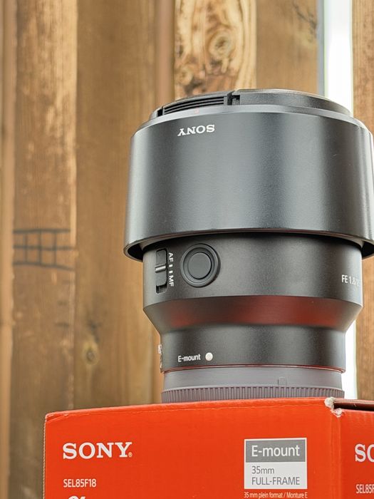 Обьектив Sony fe 85 mm f1.8