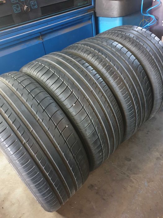 265/40R21 Triangle Sporte X