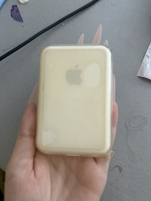 Apple MagSafe Battery Pack