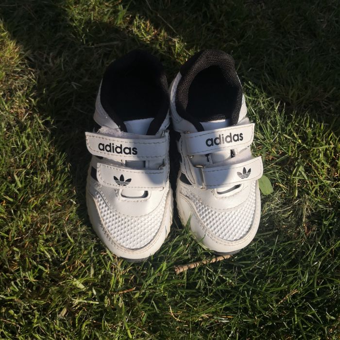 Детски обувки 15 броя, номер 22, 23 и 24