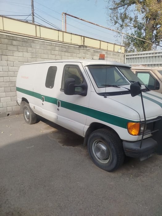 Срочно продам инкасатор Ford Econoline