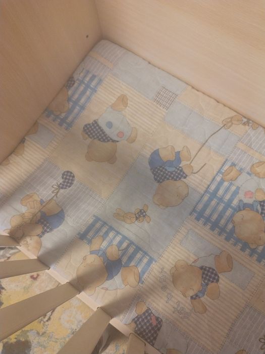 Бебешка кошара на лорели