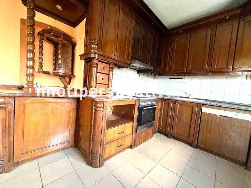 реф.19531 Етаж от къща+таванска стая+приземна стая-Гагарин!