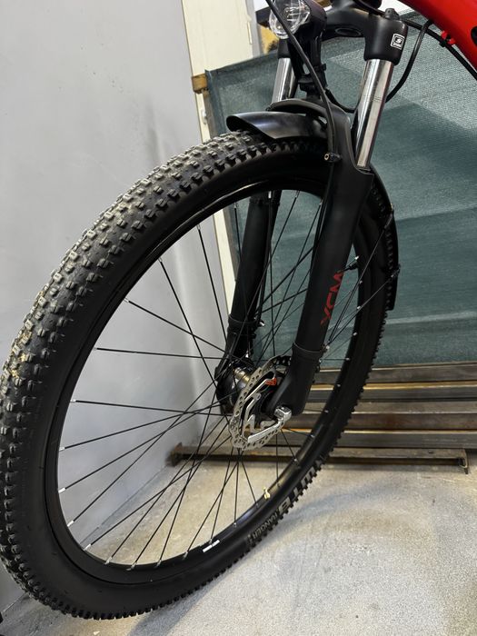 Bicicletă Cross Country / MTB Axess SANDEE DX ATB 2025 – 29” – Echipare completă – Ca nouă